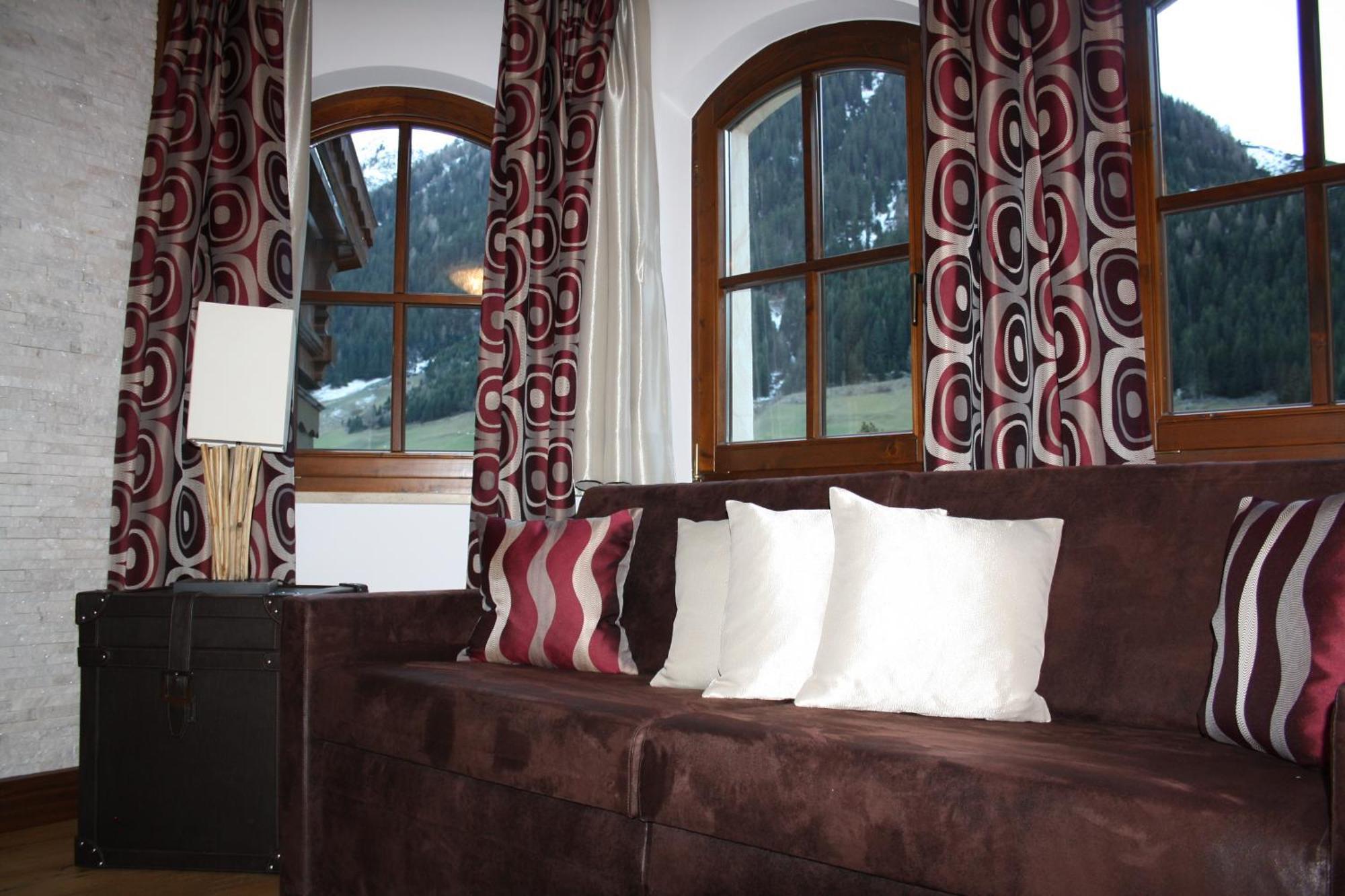 Alpinlounge Raetia Appartements Ischgl Habitación foto
