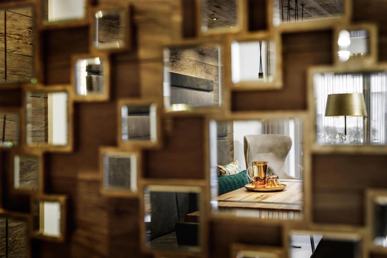 Alpinlounge Raetia Appartements Ischgl Exterior foto